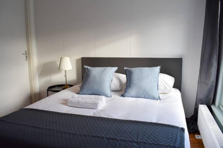 Private 4P Top Floor - Hostel Apartment Amsterdam Exterior photo